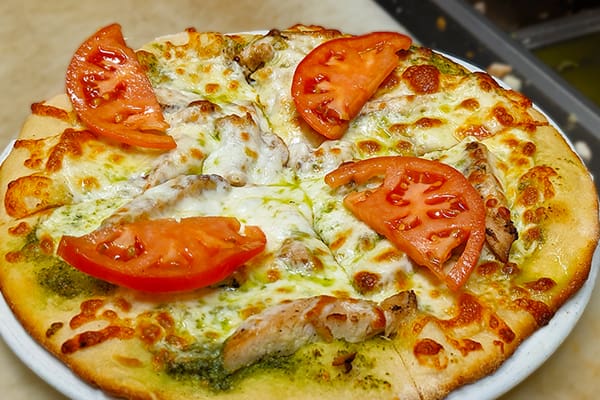 rovalis-pesto-chicken-pizza-2024