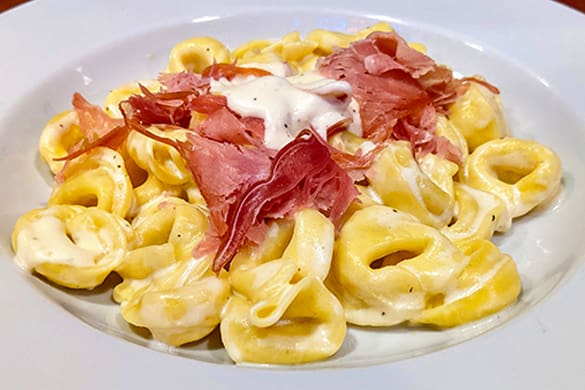 rovalis-prosciutto-alfredo-tortellini-2022